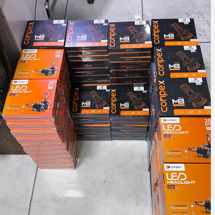 هدلایت M8 Pro (ام 8 پرو) کانپکس اورجینال بسته دوعددی گارانتی اصالت (پس کرایه)