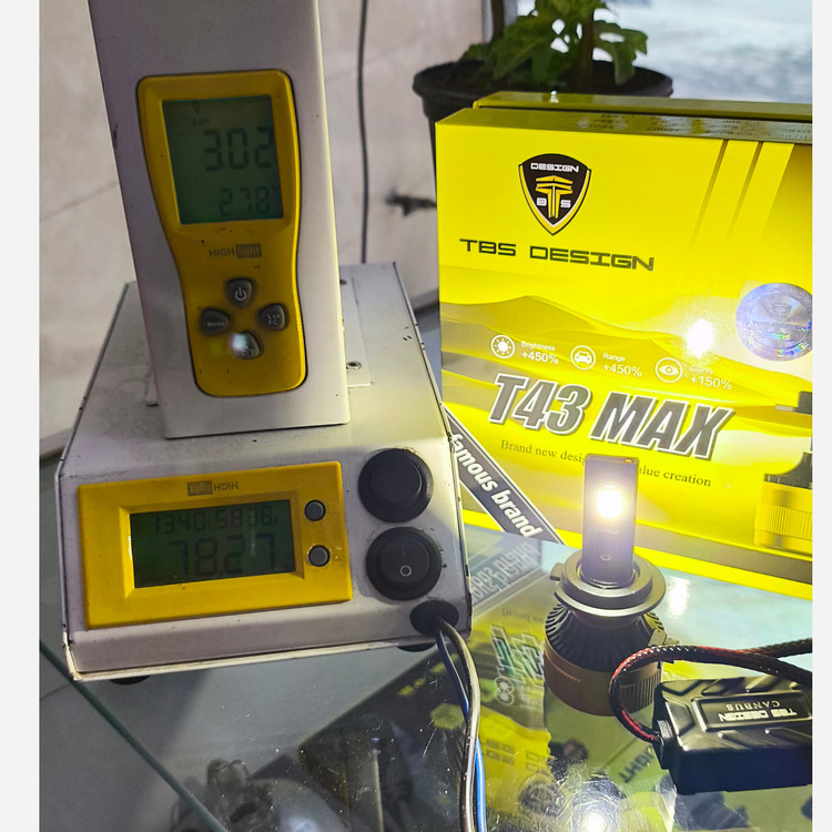 هدلایت نچرال T43 Max با توان 80 وات برند توبیز (پس کرایه)
