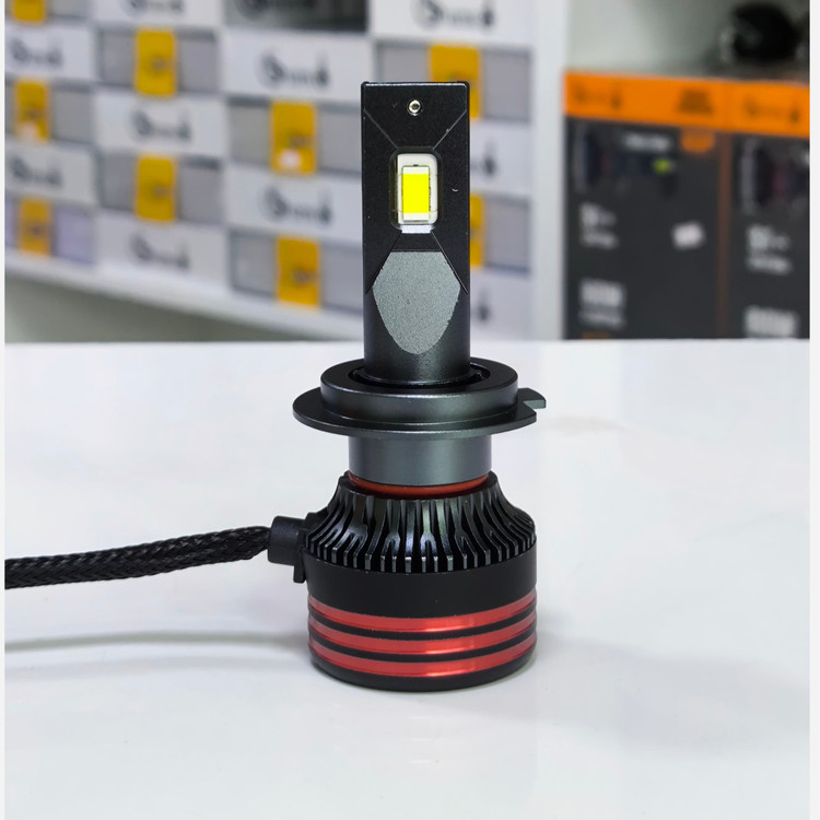 هدلایت M8 Mini Max برند کانپکس اورجینال (پس کرایه)
