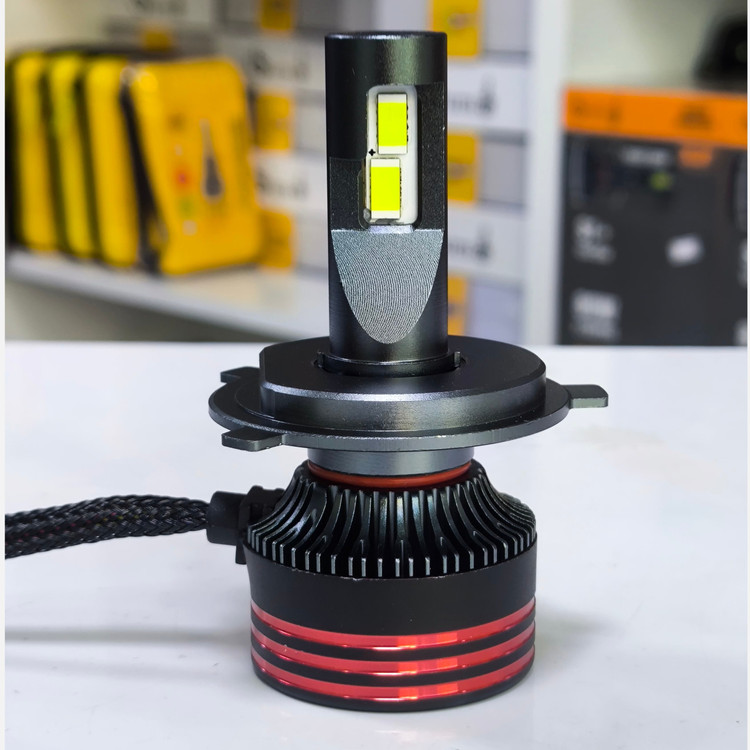 هدلایت تکی M8Pro پایه H4 برند اصلی Conpex (پس کرایه)