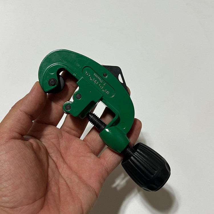 قیچی لوله بر یوکن مدل U6101 سایز 3-30میلیمتر