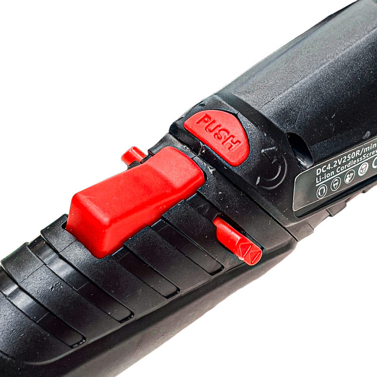 پیچ گوشتی شارژی تاشونده ۳.۶ ولت ادون مدل AD-3.6V مجموعه ۴۷ عددی