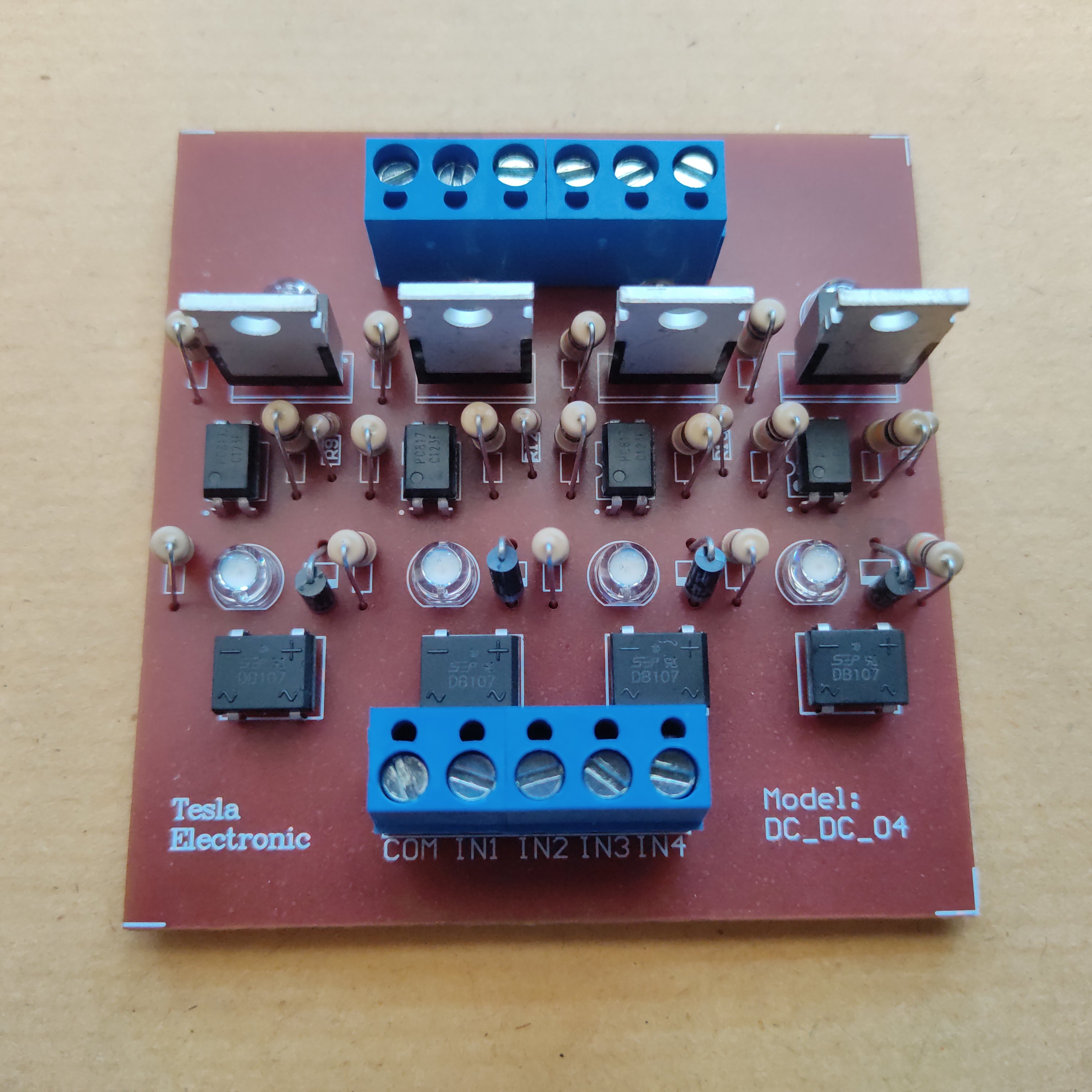 کارت ایزوله 24 ولتی DC-DC مدل DC-DC-4