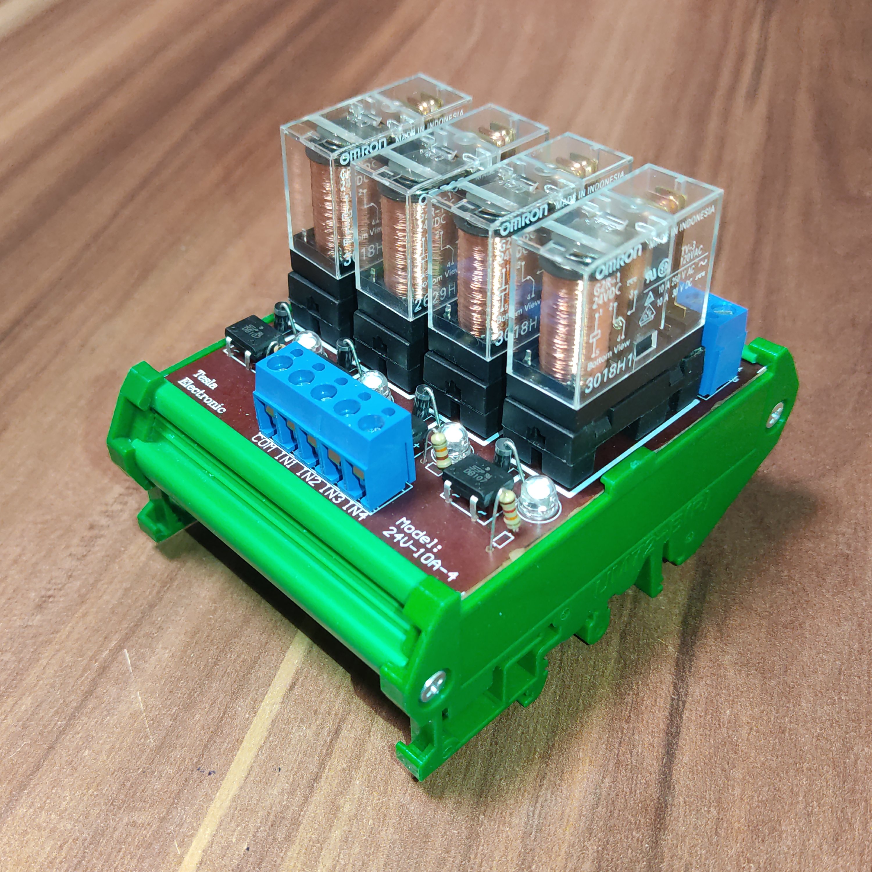 کارت رله 24 ولت 10 آمپر 4 کاناله مدل 24V-10A-4